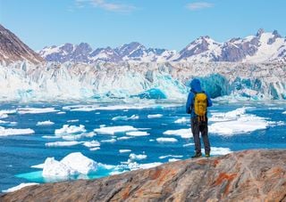 Groenlandia, i ghiacciai di montagna stanno fondendo a un ritmo significativo: le conferme da un nuovo studio