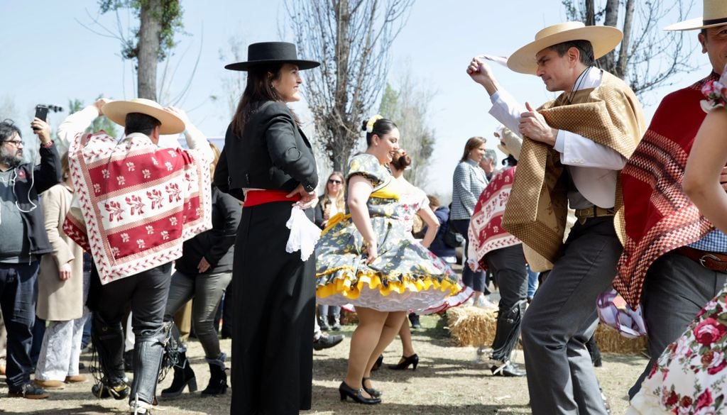 Semana de la Chilenidad en Parque Padre Hurtado. La Semana de la Chilenidad espera reunir a cerca de 350 mil asistentes. Crédito: Municipalidad de Vitacura.