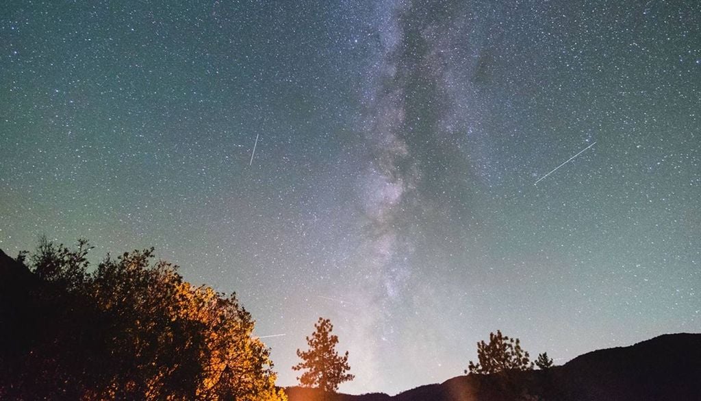 Outubro terá chuvas de meteoros, encontros entre astros e missões espaciais, com destaque para as Orionídeas e a missão MMX. Crédito: NASA Outubro terá chuvas de meteoros, encontros entre astros e missões espaciais, com destaque para as Orionídeas e a missão MMX. Crédito: NASA