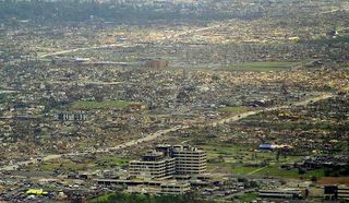 Hace un año del tornado EF-5 de Joplin (22 mayo 2011)