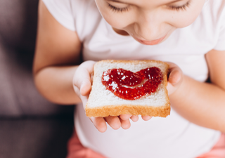 Hallo Deutschland, so startest du gesund in den Tag – mit genussvollem Erdbeerfruchtaufstrich ohne Reue!