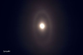 Halos elípticos lunares