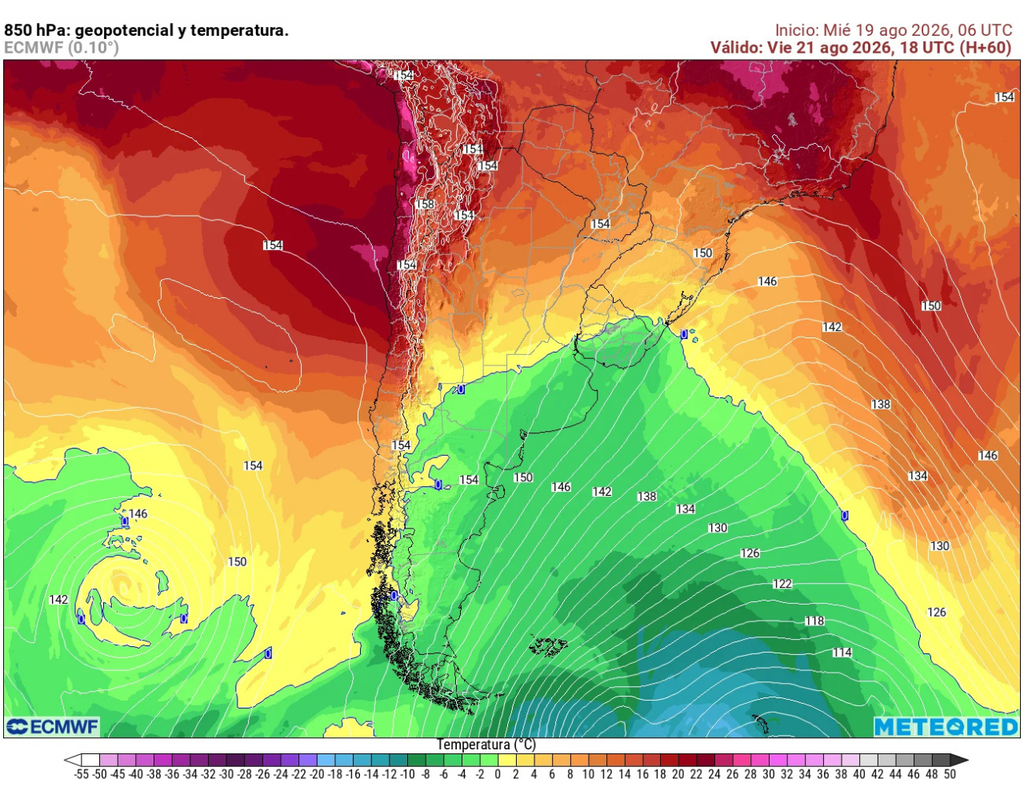 Muestra aire relativamente cálido dominando el centro-norte de Chile durante el viernes 21. Esta configuración favorecerá el aumento de las máximas en los valles interiores de Valparaíso, la Región Metropolitana y O’Higgins, donde localmente se podrían superar los 25 °C.