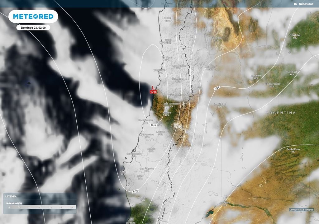 mapa de nubes. Vaguada costera afectará a la zona central el fin de semana.