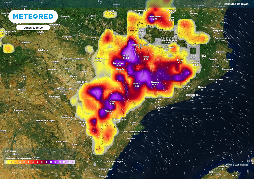 Tormentas en Cataluña Actividad eléctrica prevista para esta tarde. Mañana el riesgo de tormentas fuertes se desplazará hacia el prelitoral y el interior de Barcelona y Girona.