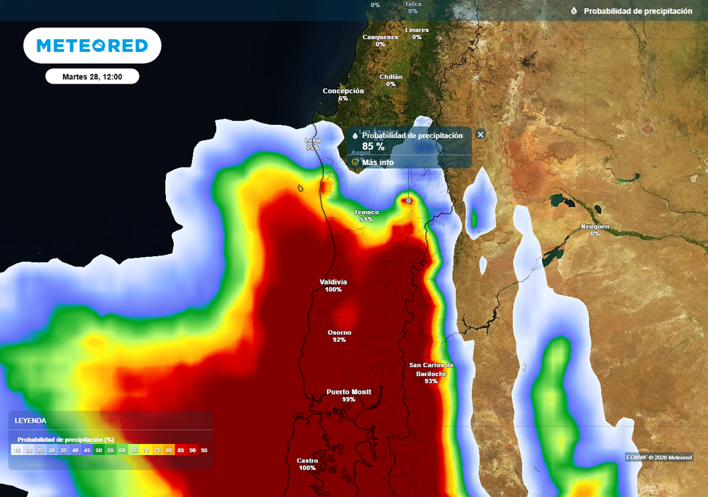 Probabilidad de precipitación (%) para el mediodía del martes 28 de abril 2026 en Chile centro-sur.