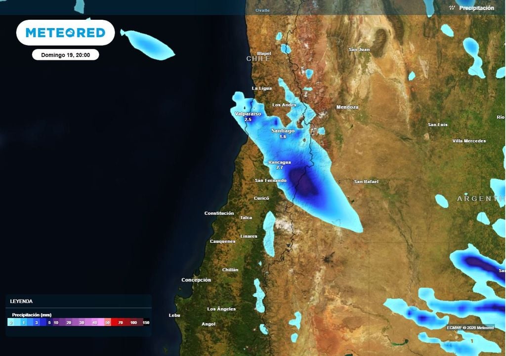 Las lluvias llegarían a Santiago y Valparaíso durante el domingo en la tarde, siendo más intenso al anochecer.