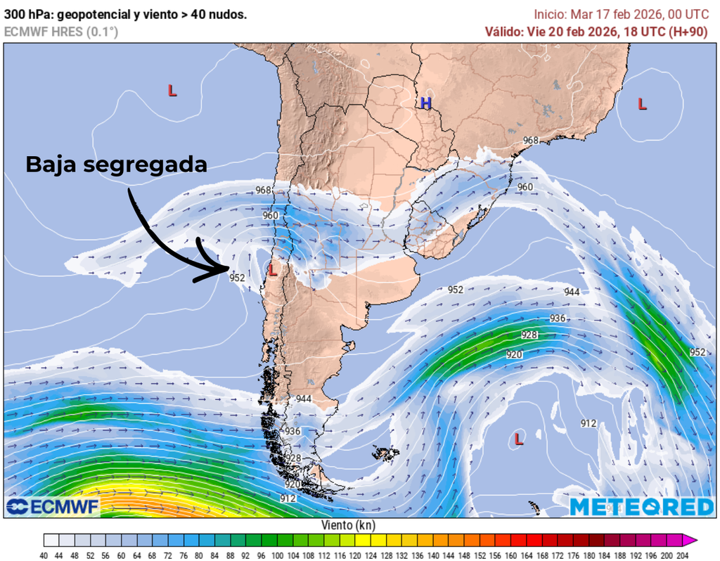 Una baja segregada se posiciona frente a la costa, alterando la circulación en niveles altos y favoreciendo cambios en el viento y la estabilidad atmosférica en la zona central y sur de Chile.