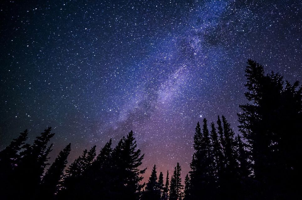 Hasta El Espacio Y Mas Alla