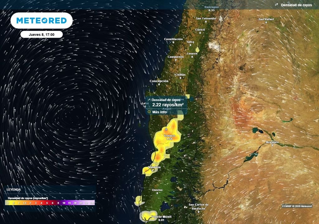 Trombas marinas, tornados y tormentas eléctricas para Chile centro-sur Densidad de rayos (#/km2) para la para la tarde del jueves (08) en Chile centro-sur.