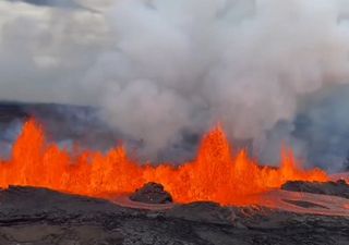 Un muro di fuoco: ecco i video della spettacolare eruzione del Mauna Loa