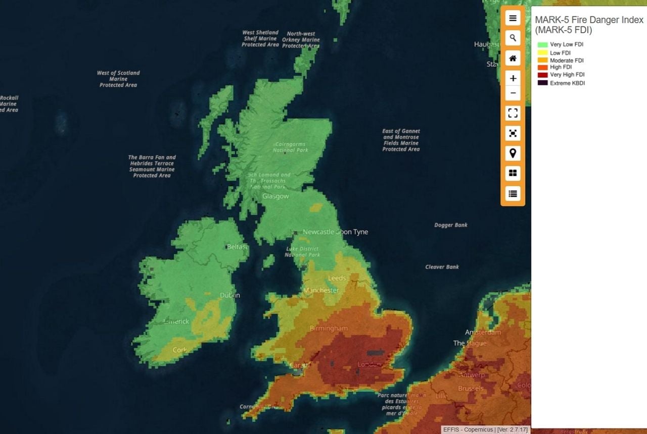 Heatwave warning for UK as country faces drought and fire risk