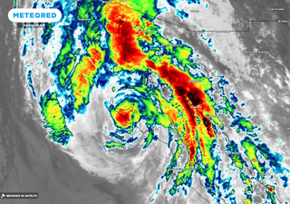 "Hilary" toca tierra por primera vez como huracán de categoría 1 en el noroeste de Baja California Sur 