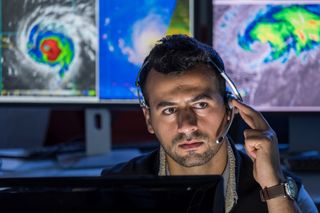 Von großer Hitze bis zum Herbstwetter: Ein Höhentief sorgt für riesige Unsicherheiten. Vorhersage extrem schwierig.