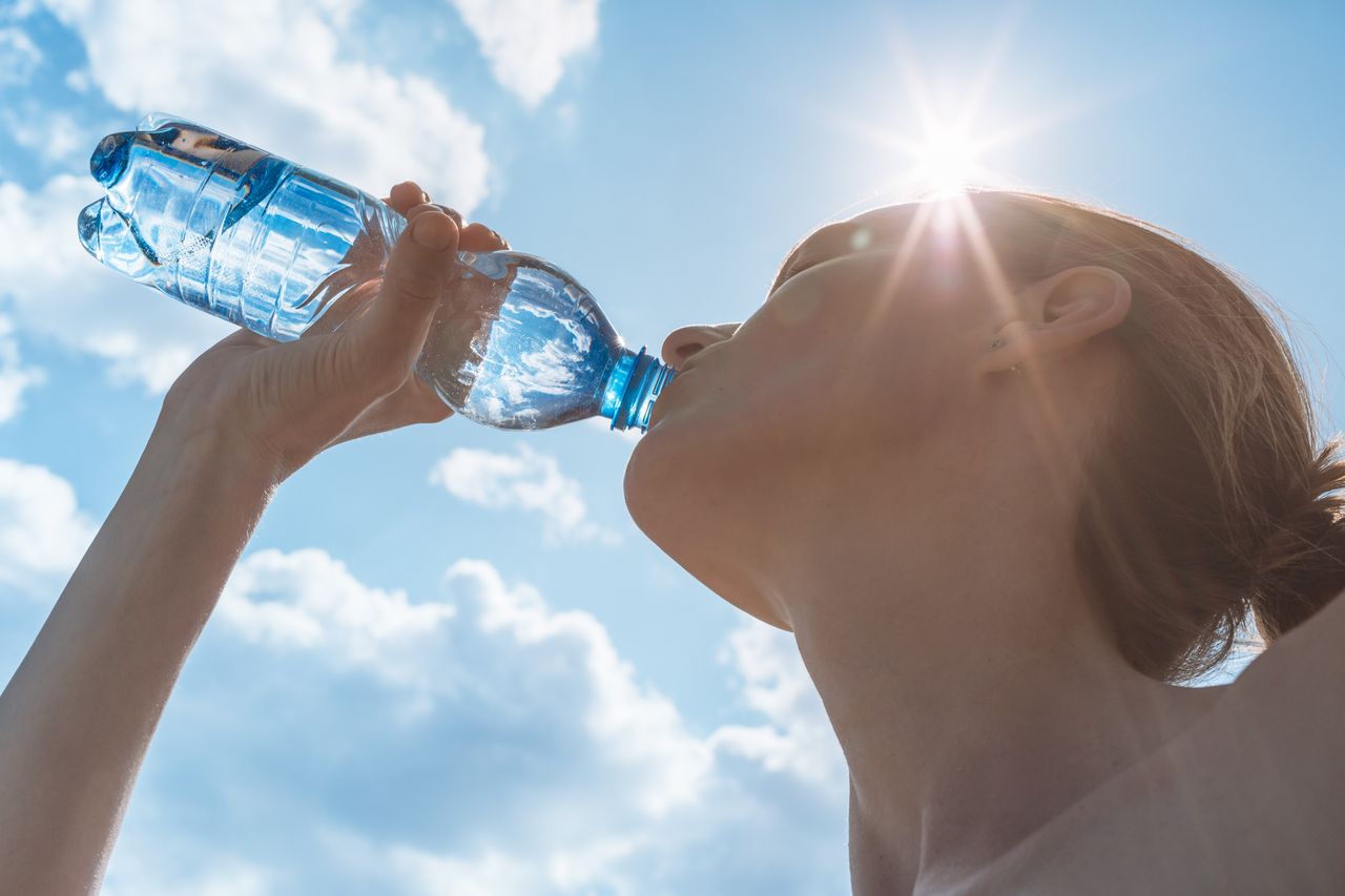 Viel trinken wird das Motto bei der kommenden Hitzewelle im Rheinland sein