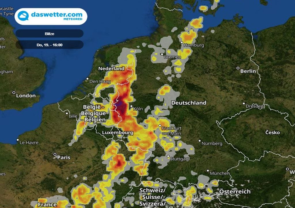 Blitze am Donnerstag Blitze am Donnerstag