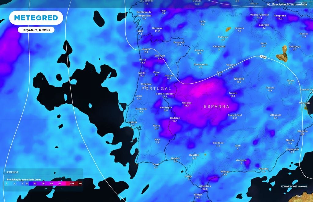O ECMWF projeta acumulados localmente próximos dos 10 a 15 mm em algumas regiões do Norte e Centro até ao final desta terça-feira.