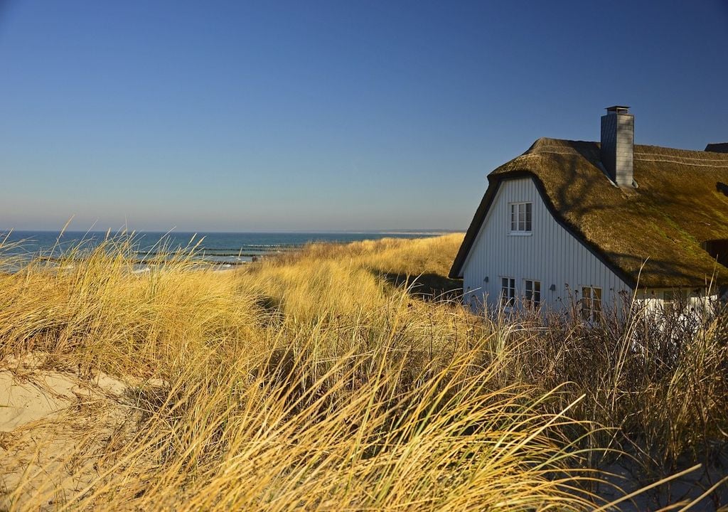 Cornwall's coasts are threatened by erosion and the dunes in particular show complex reactions to storm weather.