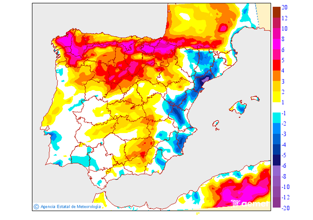 Variación de las temperaturas máximas previstas para hoy sábado respecto a la jornada de ayer viernes.