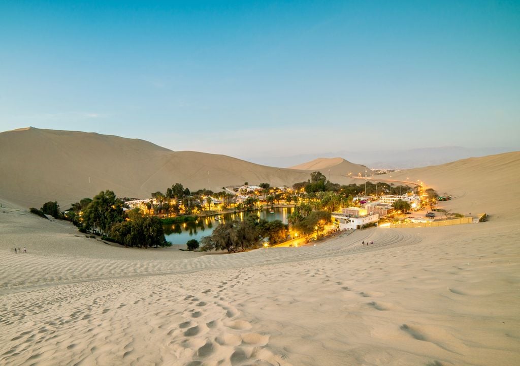 Oasis de Huacachina, Ica, Perú.