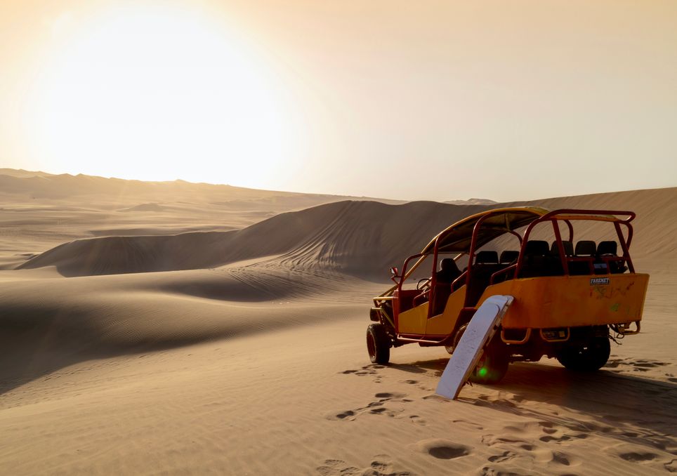 Paseo en buggy por Huacachina.