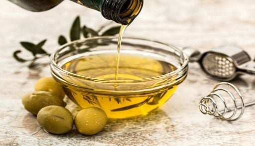 Vous cuisinez &agrave; l&rsquo;huile d&rsquo;olive ? Choisissez-la scrupuleusement, conseillent les chercheurs
