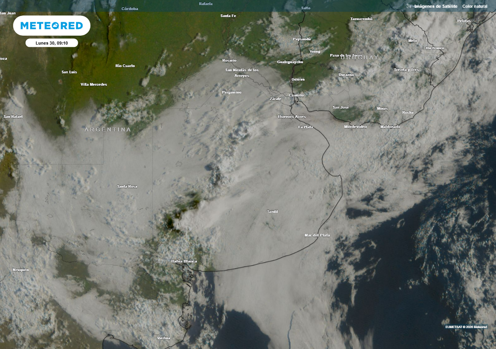 AMBA Buenos Aires humedad nieblas calor tormentas pronóstico tiempo clima SMN Amaneció este lunes 20 con densas neblinas y nieblas en la región del AMBA.
