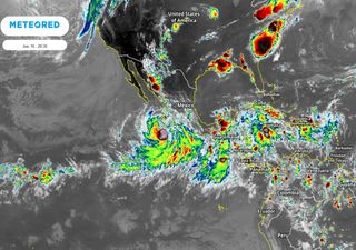Huracán Blas, Depresión Tropical 3-E y zona de inestabilidad