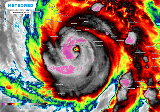 Huracán Melissa toca tierra en Cuba como categoría 3: rachas de más de 200 km/h, mortal marejada y lluvias torrenciales