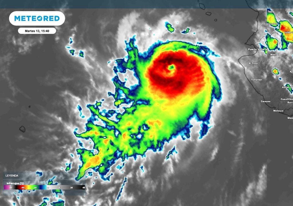 La imagen satelital, muestra la nubosidad convectiva asociada a la circulación de Simon como categoría 2. La imagen satelital, muestra la nubosidad convectiva asociada a la circulación de Simon como categoría 2.