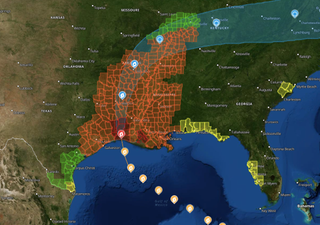 Hurricane Laura landfall in Louisiana poses "catastrophic damage"