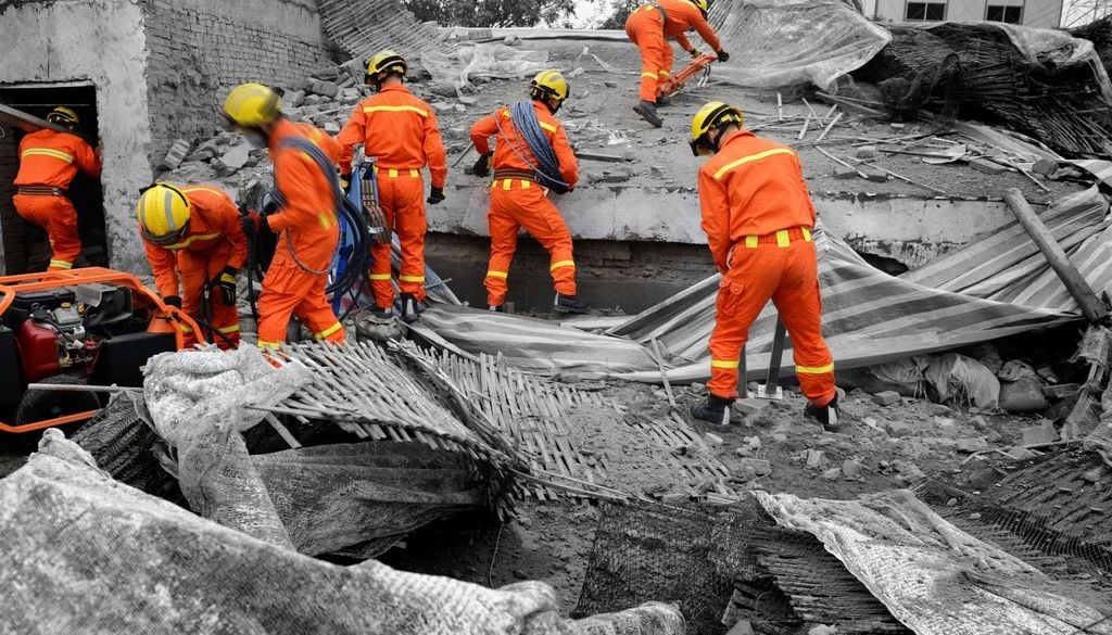Terremoti. Va ricordato che i terremoti non seguono ciclicità precise. Periodi di maggiore attività si alternano naturalmente a periodi più quieti. Le variazioni osservate restano all’interno delle fluttuazioni attorno alla media di lungo periodo.