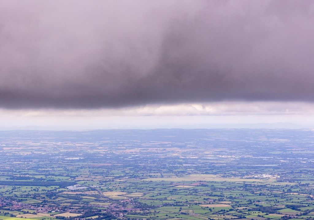 Si tratta di nuvole avvettive.