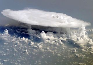 La IA es relativamente buena para pronosticar el tiempo, pero ¿puede predecir fenómenos meteorológicos inesperados?