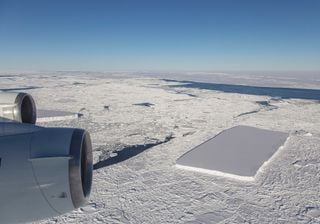 O polêmico iceberg retangular na Antártica