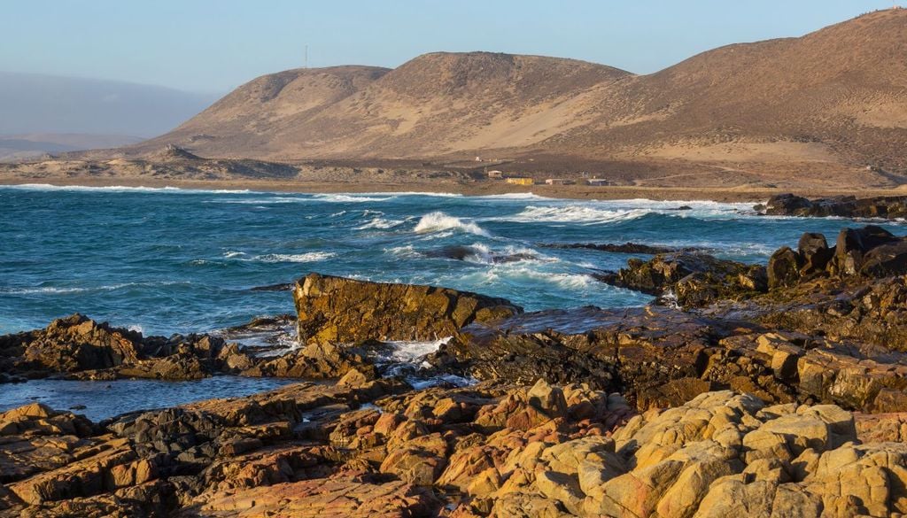 costa chilena En la costa chilena, IDEOS ha comenzado a evaluar la salud del océano en base a 10 metas: ¿cuáles son?
