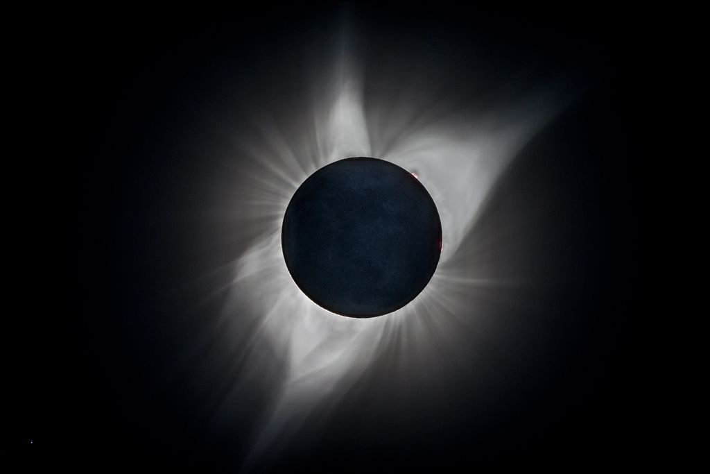 Eclisse totale di Sole Eclisse totale di Sole
