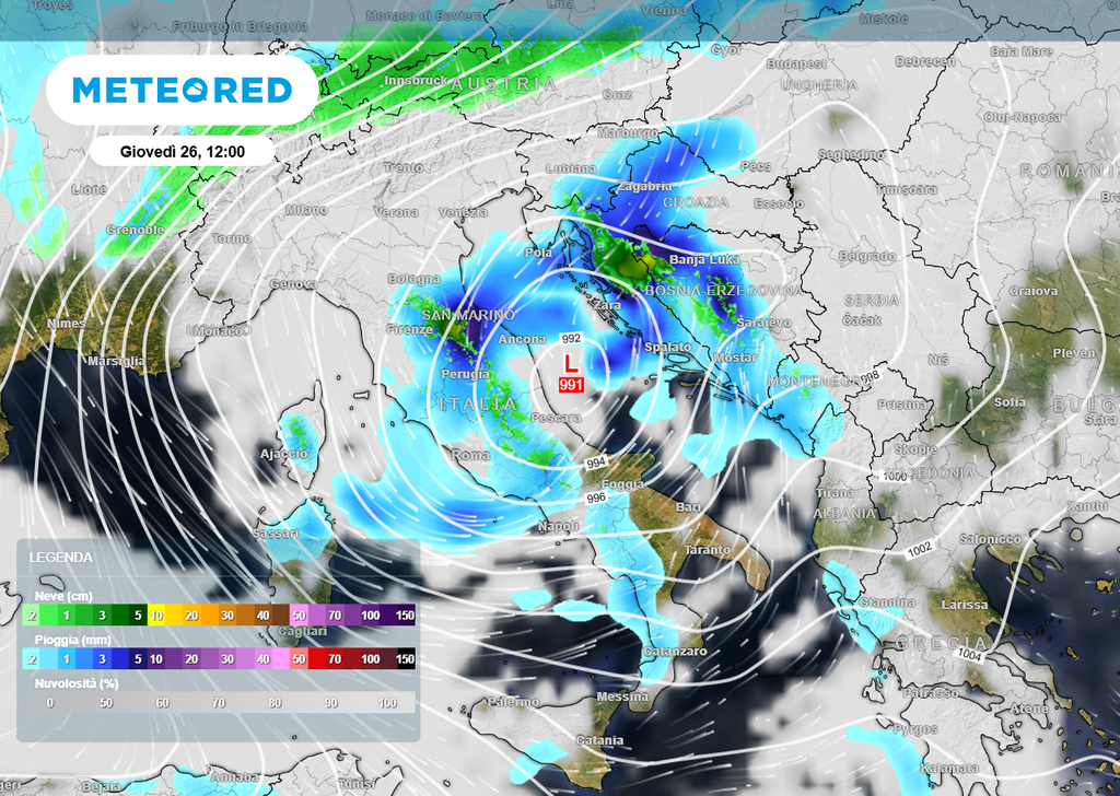 La velocità di approfondimento del ciclone Deborah è notevole, infatti si prevede una diminuzione della pressione di 9 hPa in appena 9 ore, portando il minimo barico a toccare i 991 hPa .