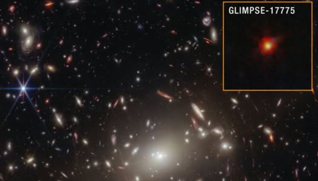 Quando il James Webb Space Telescope ha scoperto i Little Red Dots, letteralmente "piccoli punti rossi", l'intera comunità scientifica è rimasta spiazzata, aprendo un acceso dibattito sulle loro origini, visto che sarebbero stati originati ad appena poche centinaia di milioni di anni dal Big Bang, in termini astronomici ad un soffio dalla nascita dell'universo. Image Credits: NASA, ESA, CSA, Vasily Kokorev (UT Austin); Image Processing: Alyssa Pagan (STScI)