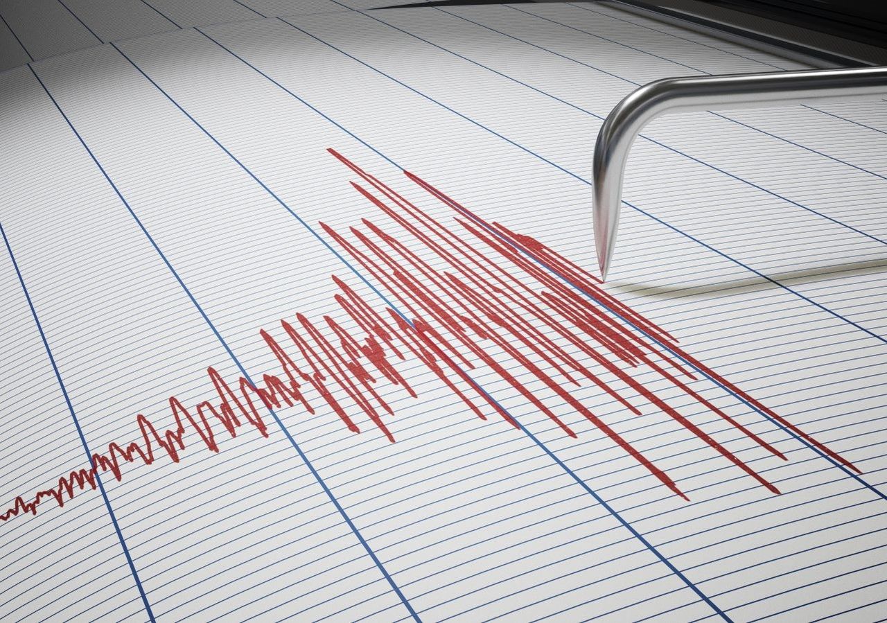 Scientists record earthquake that lasted 32 years