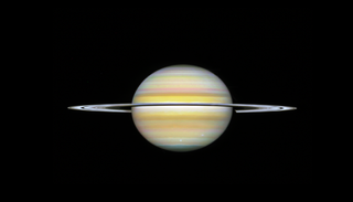 Il telescopio Hubble individua un nuovo decagono attorno al polo di Saturno
