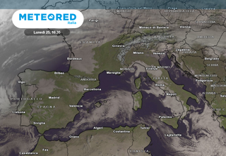 Natale all'insegna dell'alta pressione, nubi e pioviggini sul Tirreno, poi pioggia per la fine dell'anno?