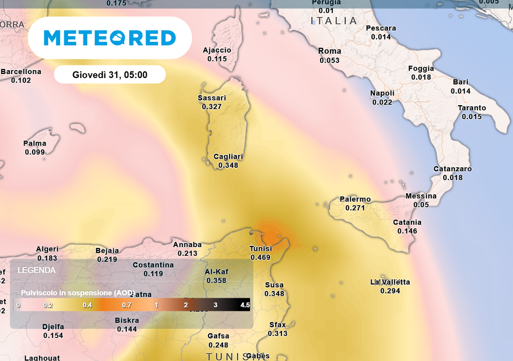 Sardegna e Sicilia con cielo opaco per via di pulviscolo in sospensione