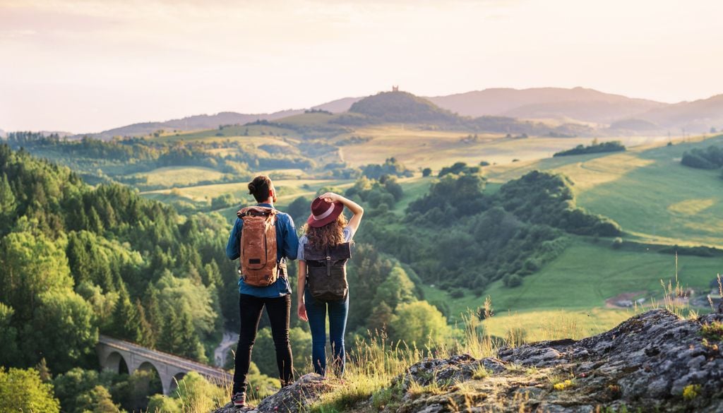 Wandern hält fit und gesund. In NRW lockt der größte Naturpark mit seinem vielfältigem Angebot.