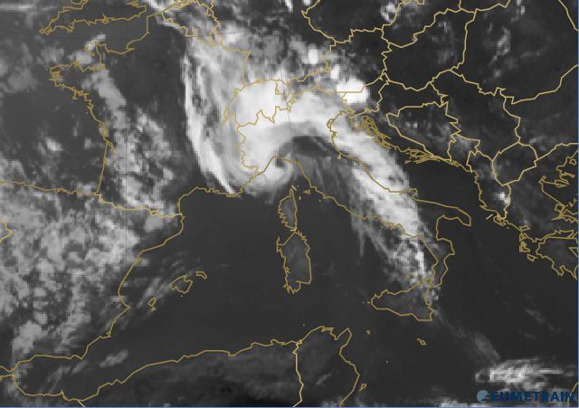 Imagen infrarroja, IR10.8, del satélite MSG de las 18 UTC del 1 de mayo de 2012 Imagen infrarroja, IR10.8, del satélite MSG de las 18 UTC del 1 de mayo de 2012. Fuente: EUMETRAIN-EUMETSAT