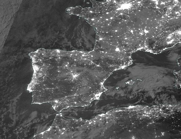 Imágenes De La Banda Diurna/nocturna Del Satélite Suomi-Npp Imágenes De La Banda Diurna/nocturna Del Satélite Suomi-Npp