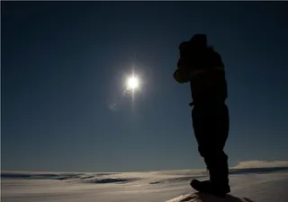 Imagens fascinantes! E assim que foi o eclipse solar na Antártica