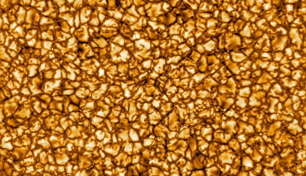 Imagens da superfície do Sol captadas no início de 2020. **Fotografia: NSO/Aura/NSF**. Imagens da superfície do Sol captadas no início de 2020. Crédito: NSO/Aura/NSF