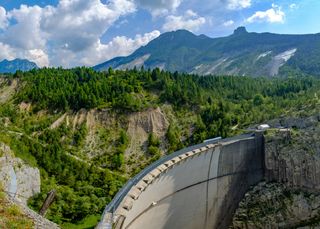 Quando all'improvviso frana la montagna: 4 drammatiche storie del passato dalle Alpi