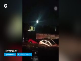 "Lidia" deja daños materiales en la costa central de Jalisco, funcionarios y rescatistas siguen trabajando